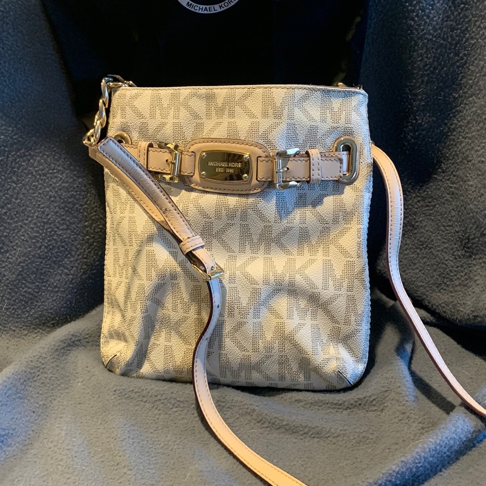 Michael Kors Crossbody